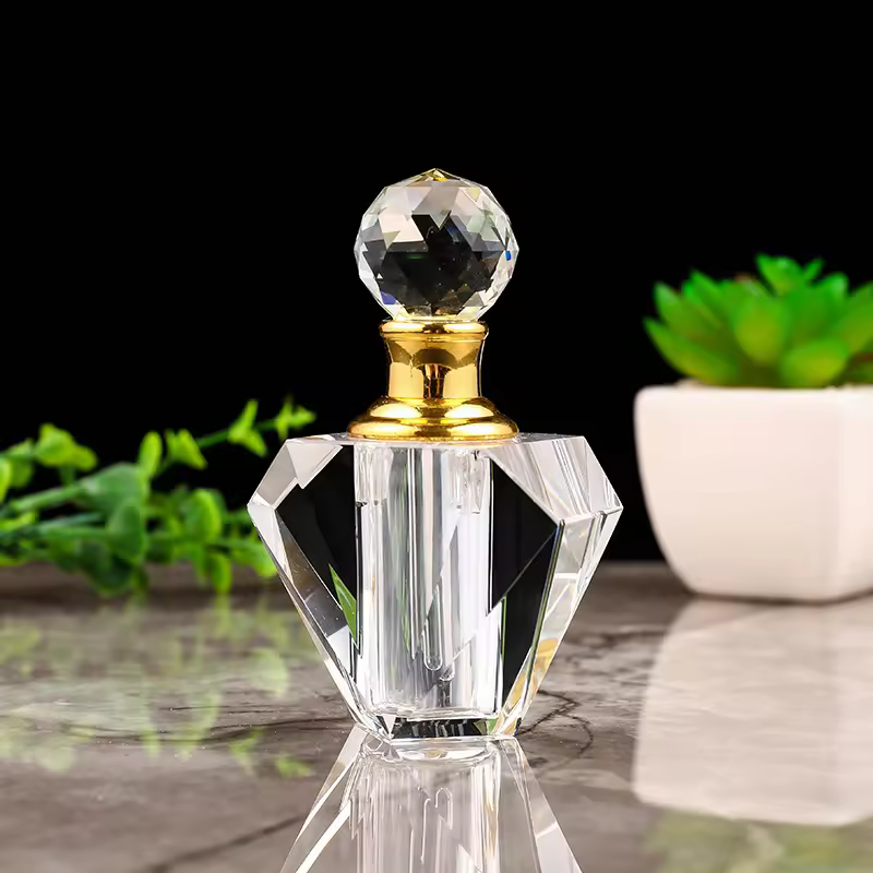 Stock Shining Oil Perfume Crystal Bottle,Female Glass Refill Empty Bottle Parfum