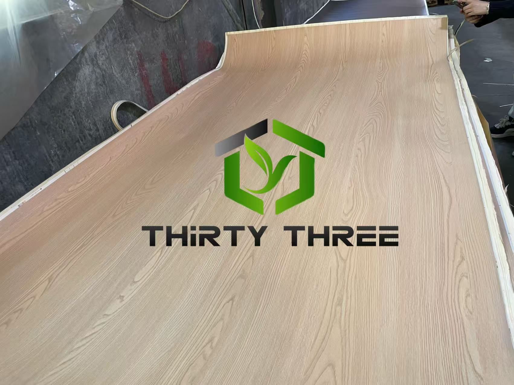 Factory Direct Sale Melamine Paper Pasted on Recon Veneer for Furniture