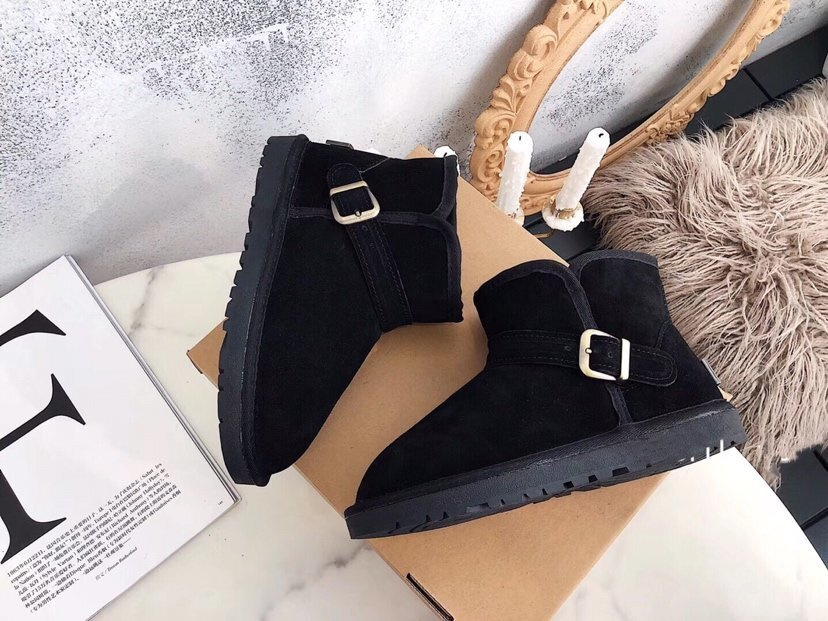 Stylish Women's Winter Fleece Fur Ankle Ugg' Shoes