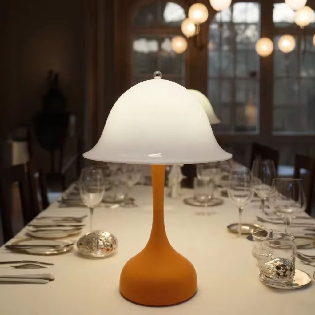 Modern Luxury Portable Table Lamp Cordless Touch Stepless Dimming Rechargeable Mushroom Table Lamp