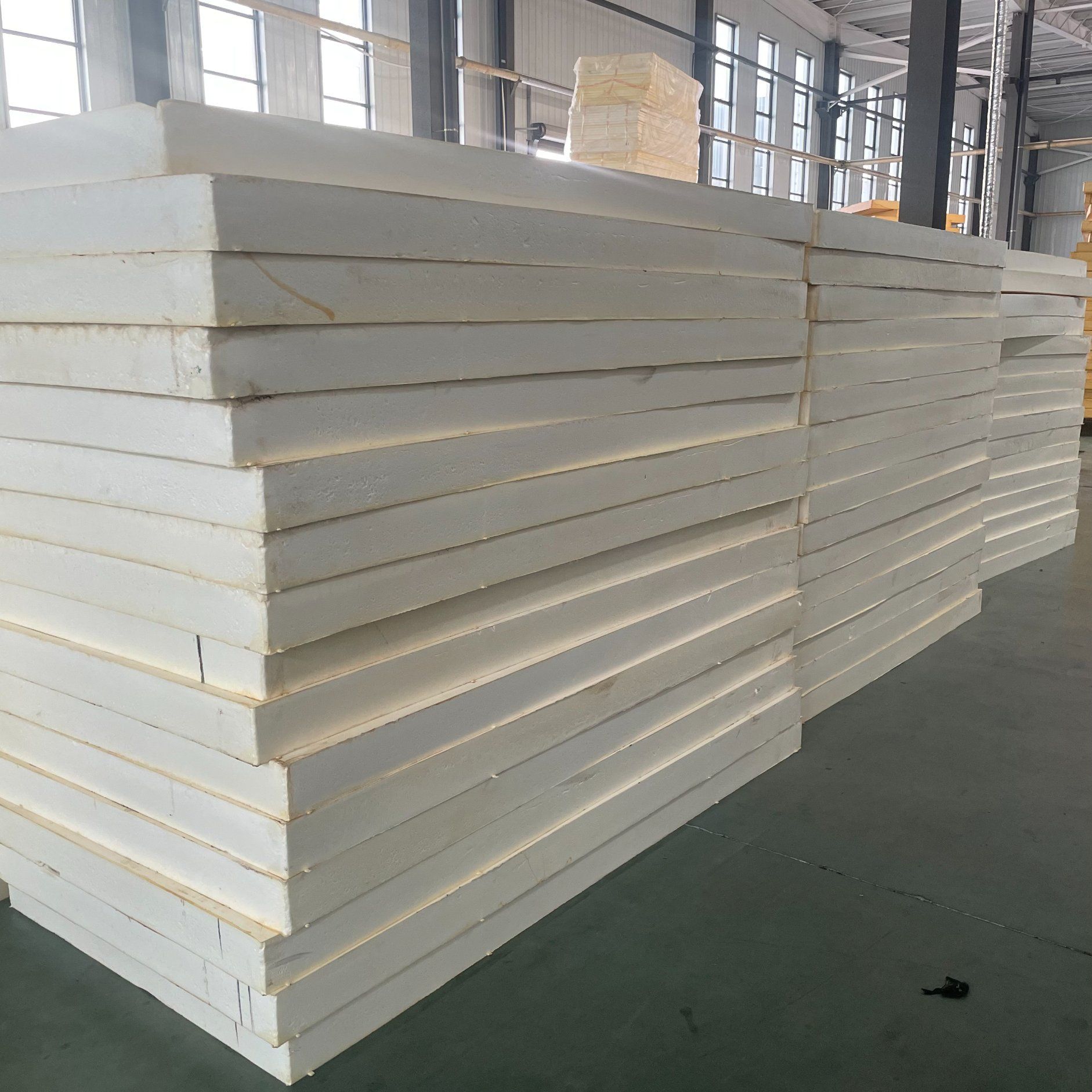 PE&EVA Foam Sheet with Small Density, Light Bulk Density, High Recovery Rate, Large Tensile Strength and Honeycomb Shaped Pore Appearance. PE&EVA Foam Sheet
