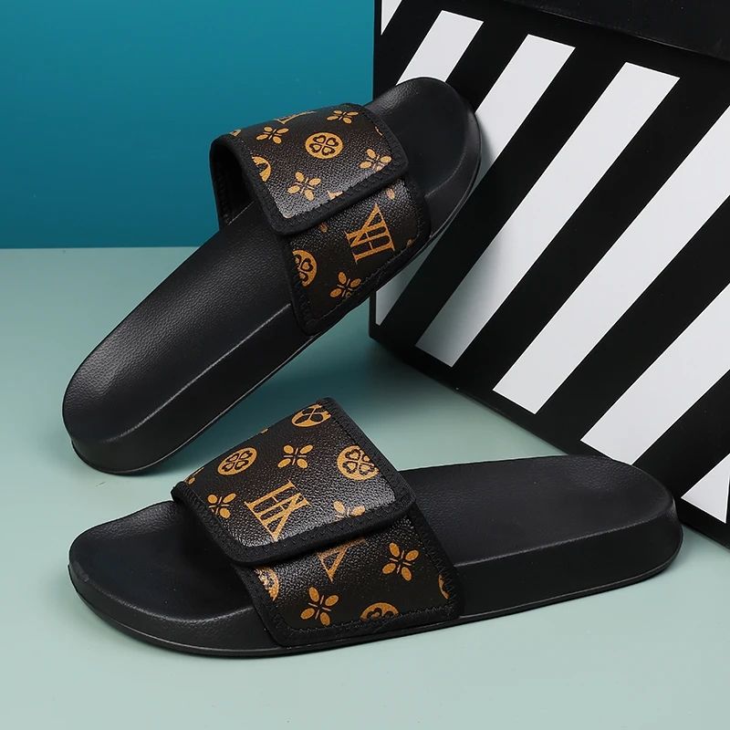 2025 New Design Men's Sandals Comfortable Man House Slippers Summer Shoes Custom Logo Leather Slippers Mens Flip Flop Slides