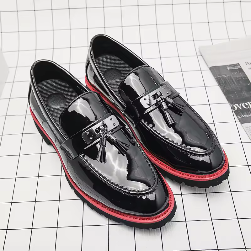 Latest Design Fashion Loafers Slip On Thick Sole Durable Wedding Formal Men Tassels Loafers Shoes