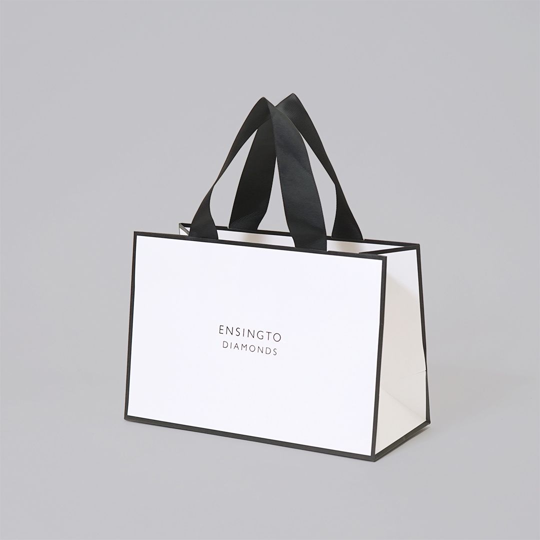 Factory Customization Luxury Jewelry Cosmetic Gift Clothing Shopping Packaging Gift Paper Bag with Logo