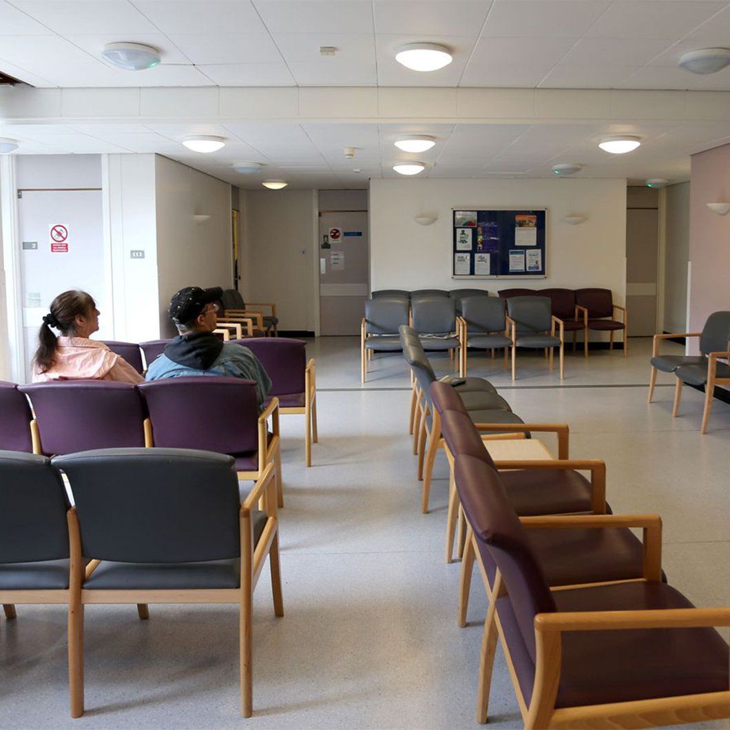 Medical Office Furniture Manufacturer Design Waiting Room Chair Price for Hospital Visitor