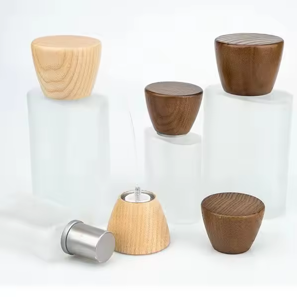 Walnut 30ml 50ml Premium Frosted Glass Spray Bottle Flat Perfume Bottle With Conical Lid