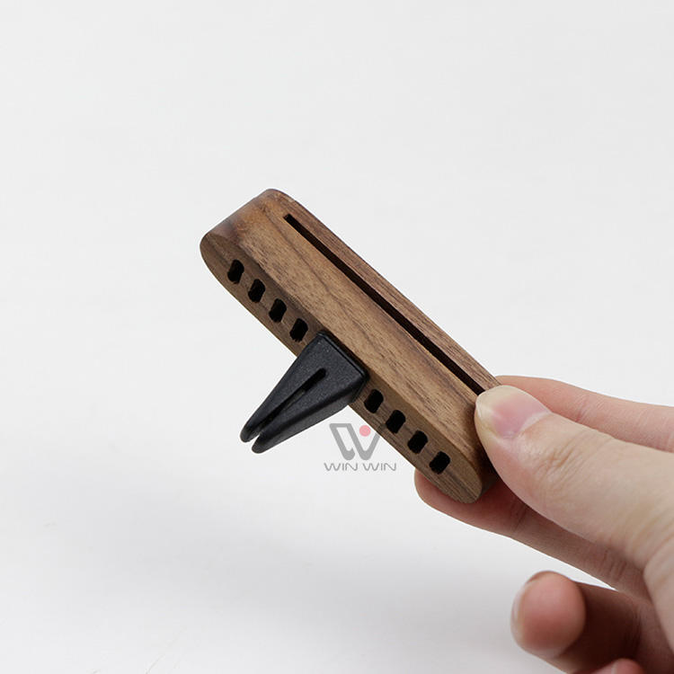 Car Deodorization Wood Air Freshener Diffuser Vent Clip Bulk Scented Liquid Purifier for Home Interior Accessories