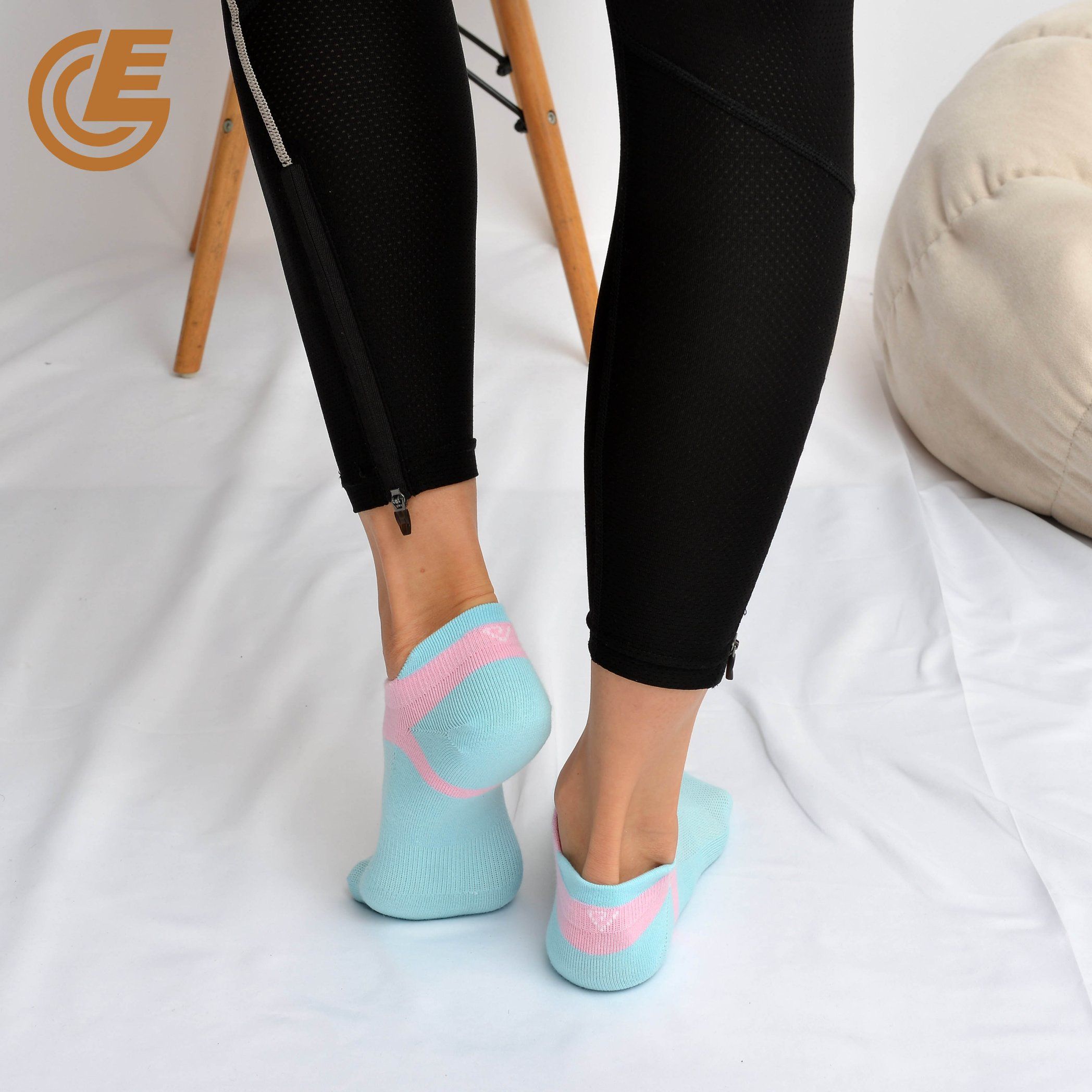 Cotton Kntting Socks Male and Female Jacquard Quarter Socks Crew Socks Qlm-354-13