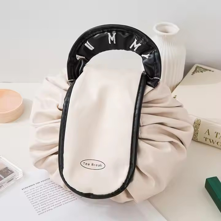 Waterproof PU Travel Bag for Toiletry Satchel Storage Box Logo Pattern