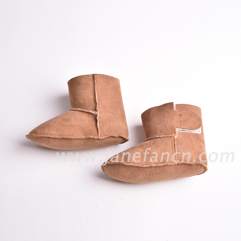 Factory Sale Genuine Soft Sole Sheepskin Baby Booties for Toddlers Baby Shoes