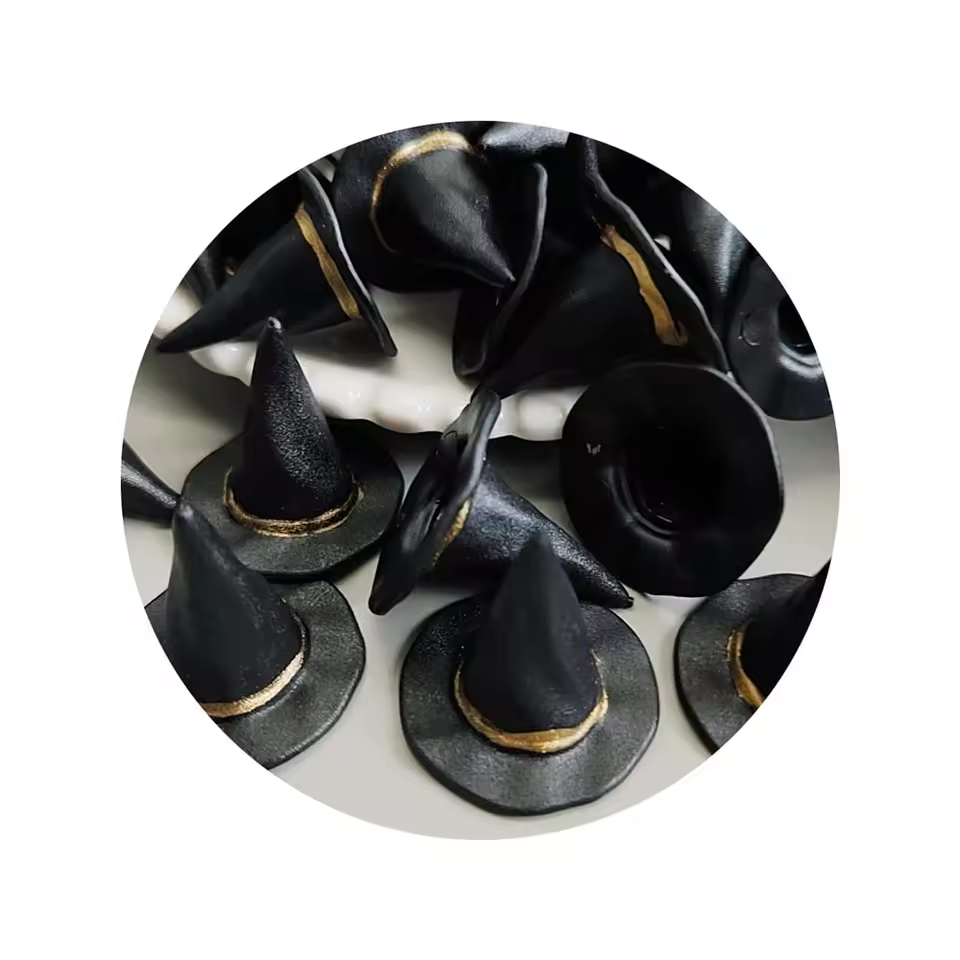 Hot Selling 100pcs/lot 25mm 3d Mini Black Witch Hat Figurines Halloween Black Witch Hat Ornaments For Halloween Party Decoration