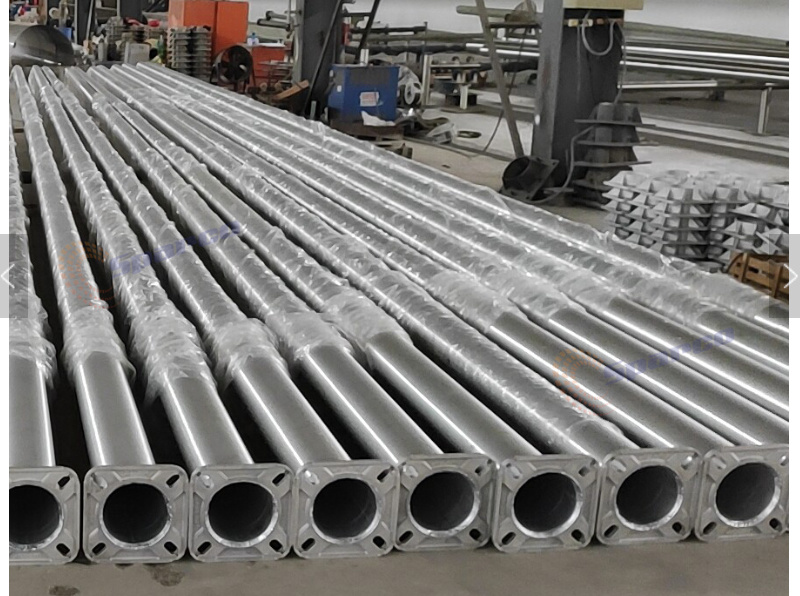 Factory Price Against Earthquake Steel Solar LED Street Lighting/Light Lamp with Wind Resistance