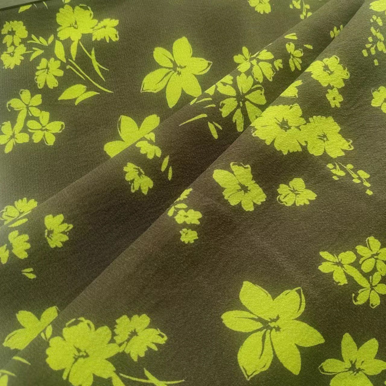 Ready to Ship Silk Viscose Cdc Silk Blends Chine De Crepe Printed Cdc for Women Summer Dress