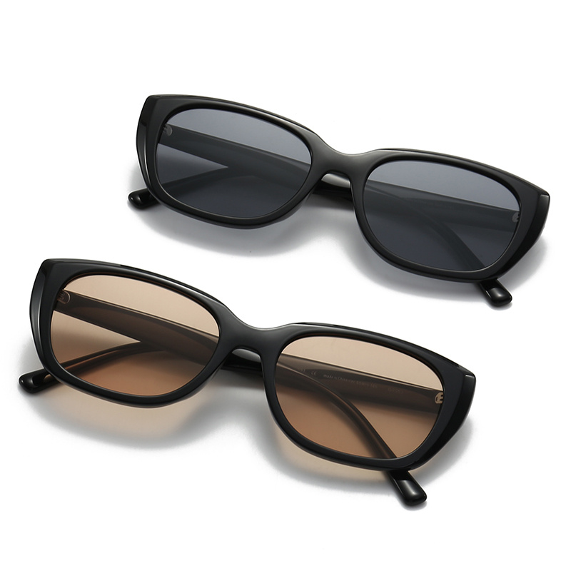 Chic Square Frame Luxury Sunglasses Perfect for Summer Adventures