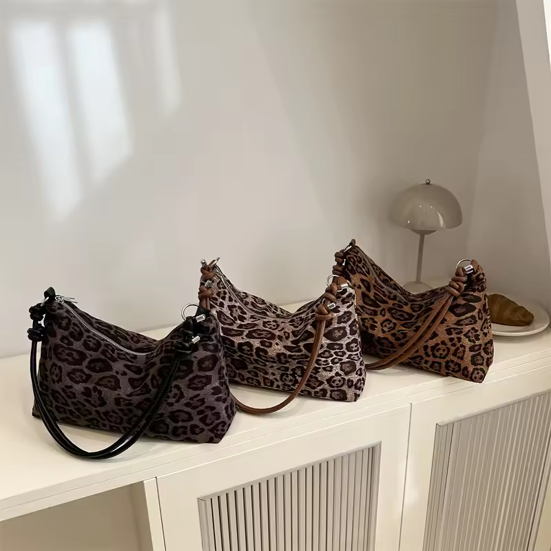 Fast Shipping Autumn Winter Collection Sling Bag Leopard Velvet Printed Shoulder Bag Women Crossbody Handbag