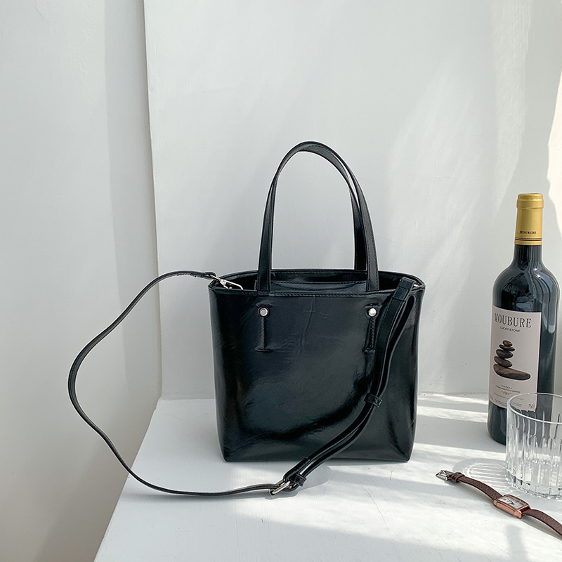 (WD10879) OEM/ODM Tote Bag Wholesale PU Leather Tote Bag Hot Sale Lady Bag Latest Design Lady Bag Trendy Handbag Fashion Bag