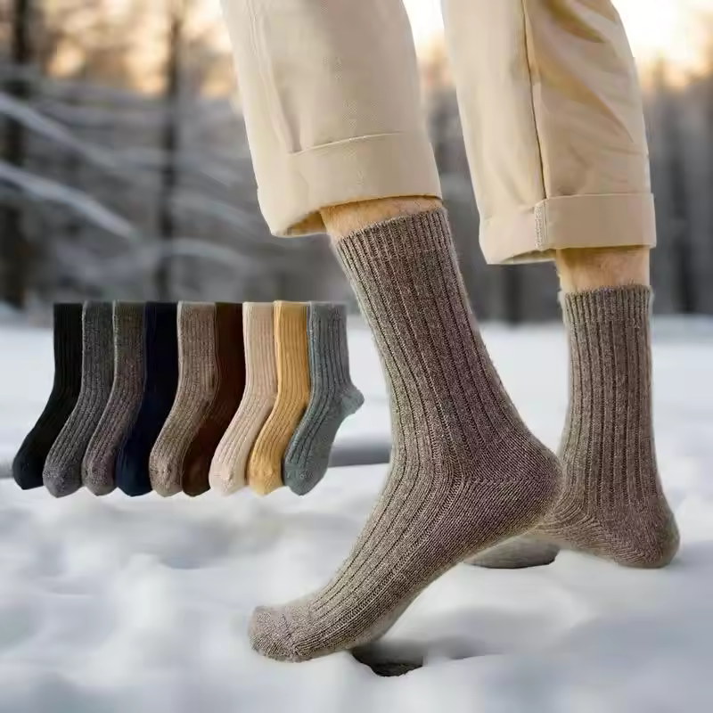 Latest Winter Thermal Men's Wool Socks Soft Cozy Thick Crew Cashmere Socks Custom Alpaca Socks For Men