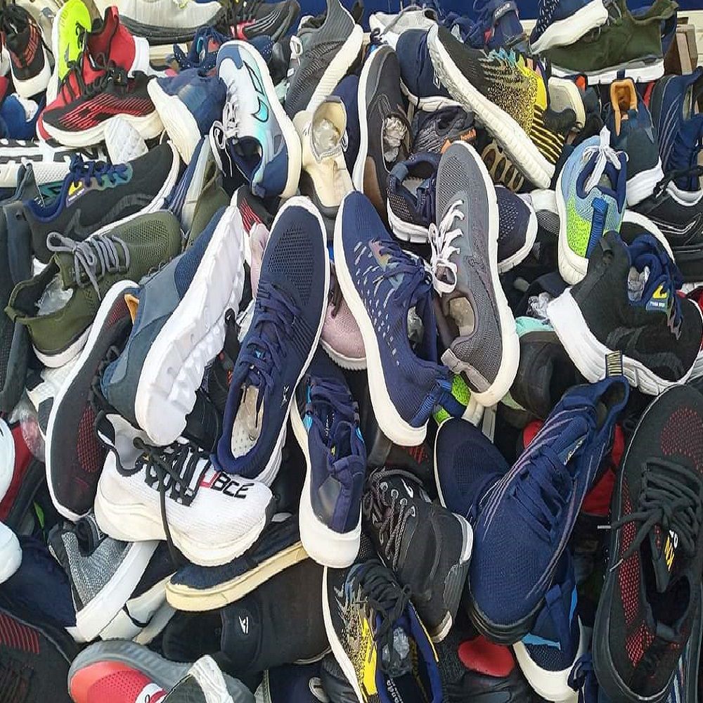 New Cheap Price Factory Direct Branded Wholesale Stock Shoes Original Ready to Ship Surplus Sneaker Shoes for Men's Women's