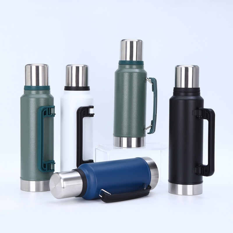 Portable Sports Vacuum Water Bottle 1000ml/1400ml Stainless Steel Insulated Vacuum Thermos Flasks Large Capacity Travel Vacuum Kettle Handle Thermos Vacuum Cup