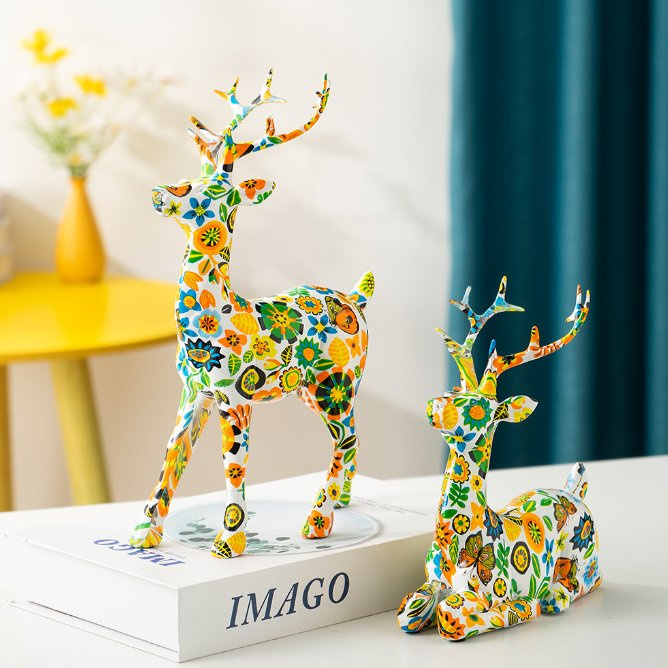 Resin Crafts Water Transfer Pringting Lucky Deer Figurine for Home Decor