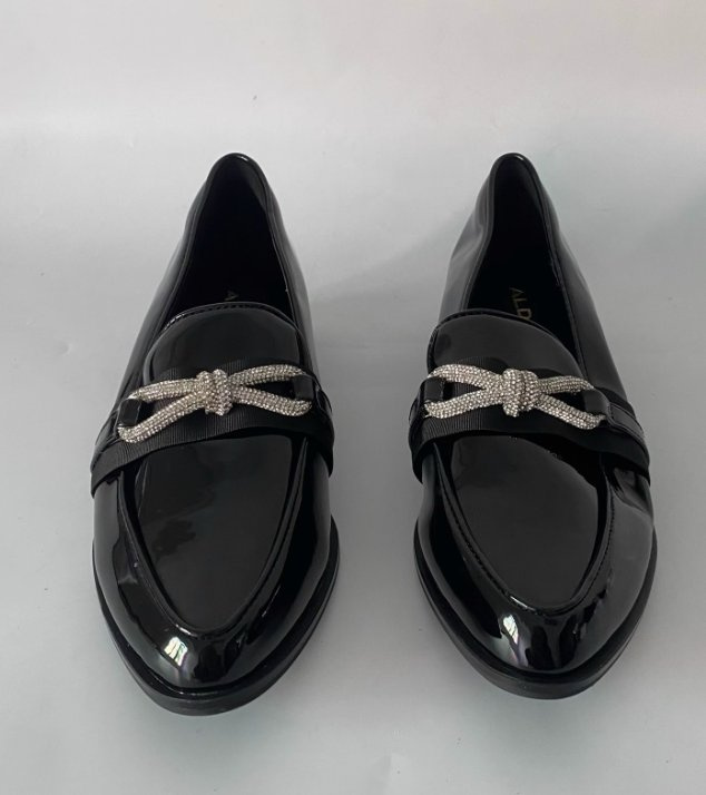 Stylish Patent Leather Loafers with Cushioned Comfort for Women