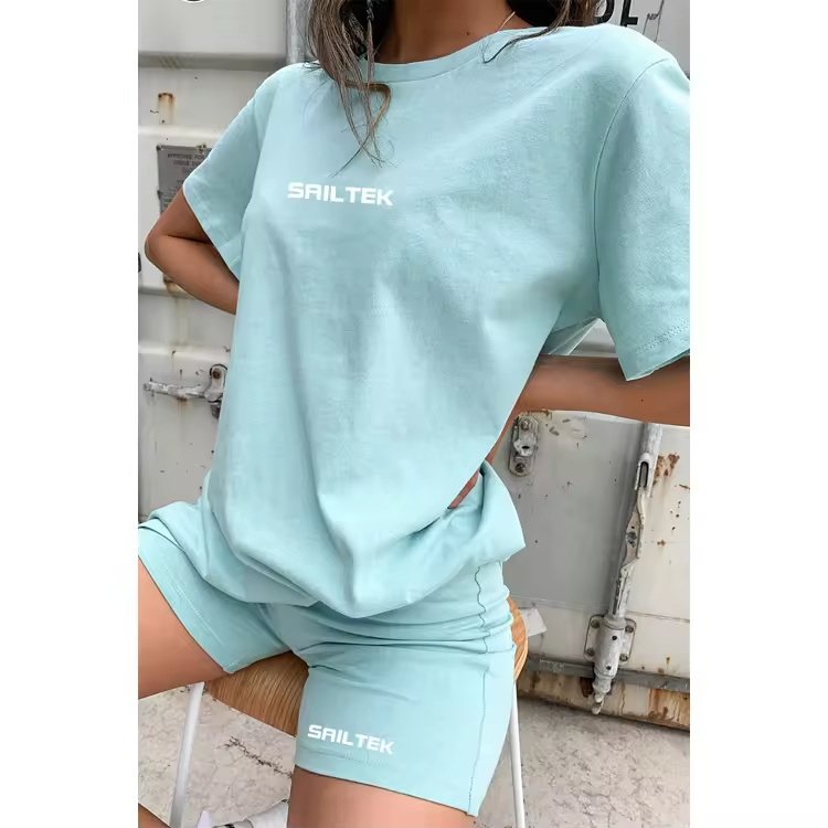 Customizable Cotton Loungewear Set for Women with Chic Design