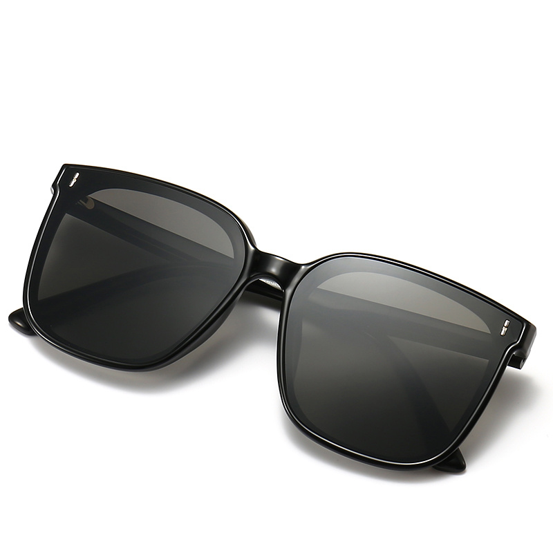 Stylish Blue Light Blocking Glasses for Eye Comfort