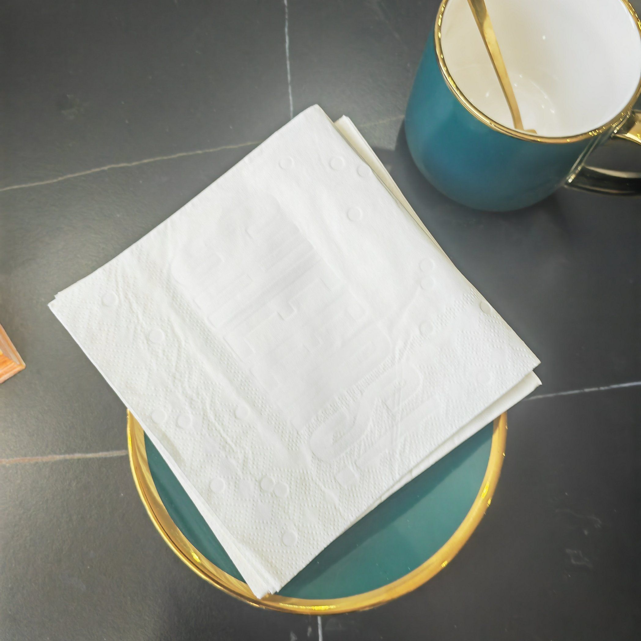 High Quality Embossed Recycled Virgin Wood Pulp Skin Friendly Paper Napkin