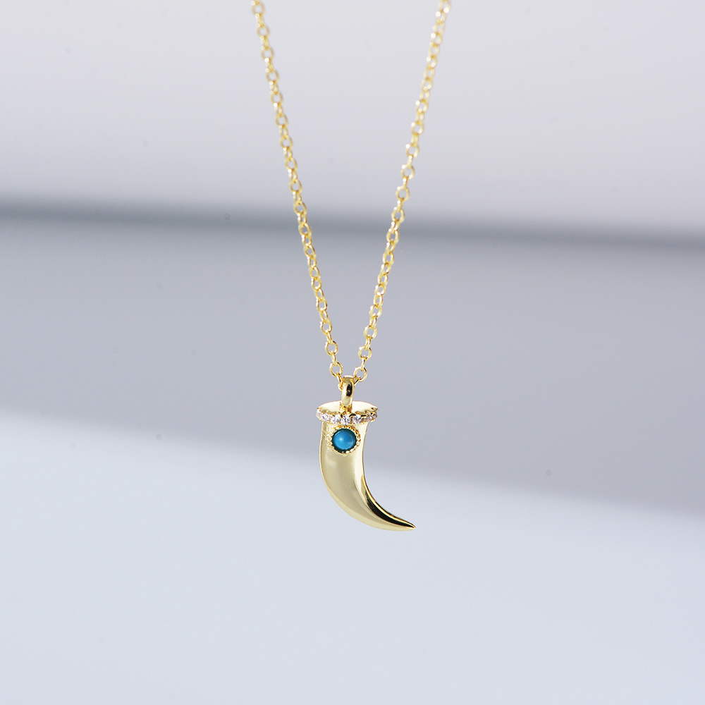 Latest Design Vintage 925 Gold Plated Turquoise Wolf Teeth Spike Lucky Pendant Necklace