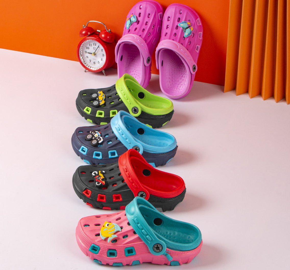 Wholesale Factory Cute Baby Sandals Boy Slipper Girl Soft Slides Hole Shoe PVC Beach Garden Shoes Cheap Children Clog