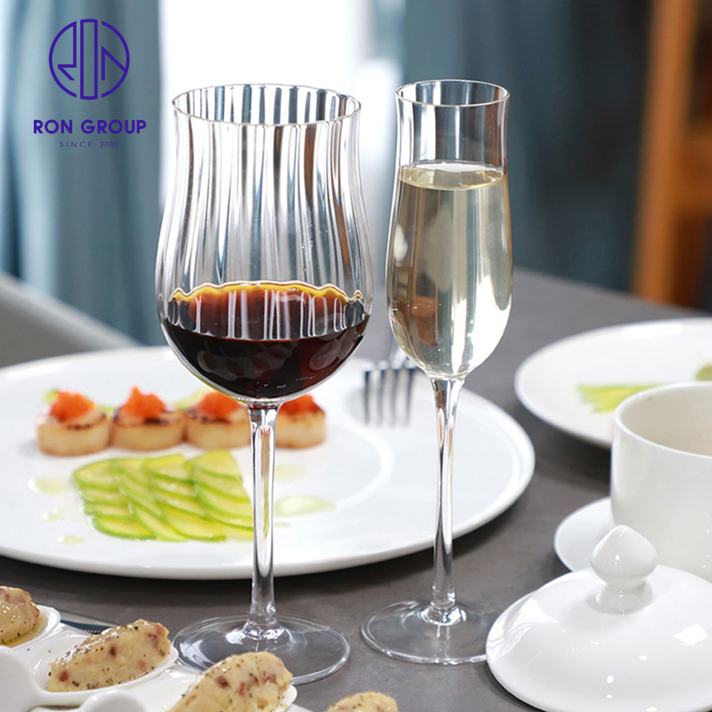 Wholesale Crystal Goblets Sparkling Wine Liqueurs Champagne Newlyweds Pair Glasses Home Wine Cup