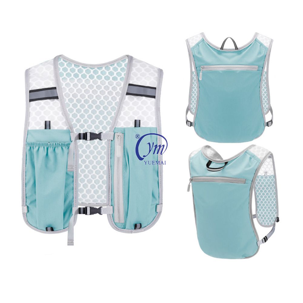 Breathable Outfit Water Backpack Sporty Lightweight Hydration Vest with Dual 500ml Soft Flask