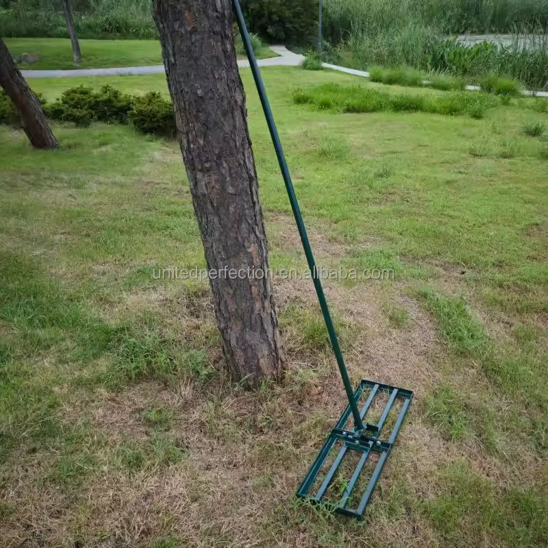 China Manufactured 2025 Green Lawn Rake Durable Garden Tool For Low Moq Rasenrakel On Promotion