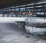 High-Quality Calcium Acetylide Quartz Crystal Granules for Export