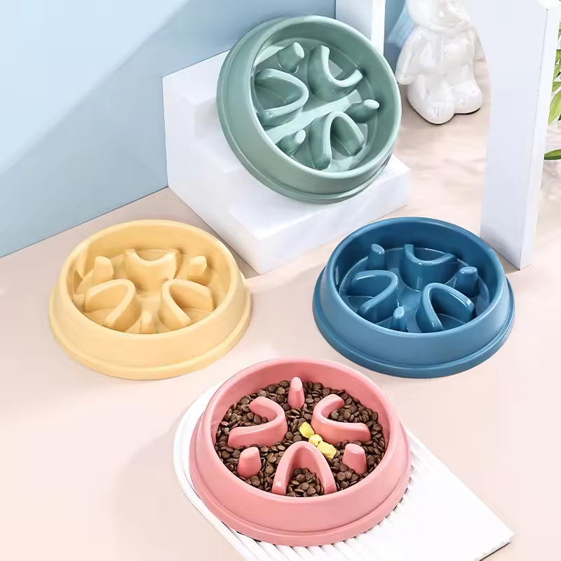 Model Anti-Choking Slow Food Bowl Anti-Tilt Design PP Plastic Pet Feeder for Cats and Dogs