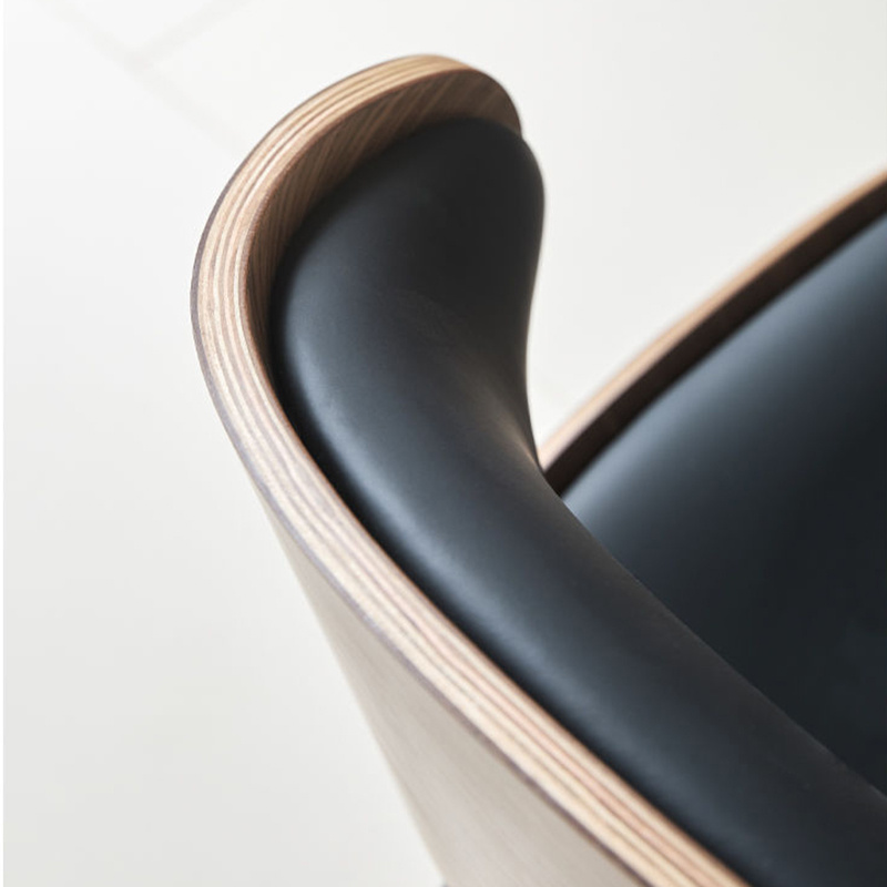 Dining Furniture Room Modern Soild Wood Seat with Steel Metal Leg Wooden Office Dining Chair for Restaurant Hotel