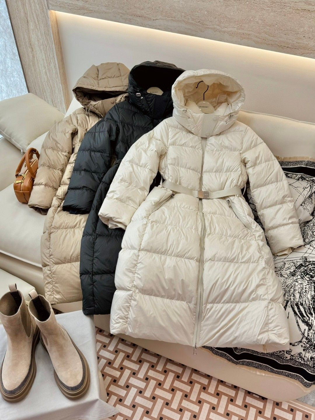 Fashionable, Capable, Handsome, Slim, Lightweight, Warm, Hooded Waist, Long Hooded Down