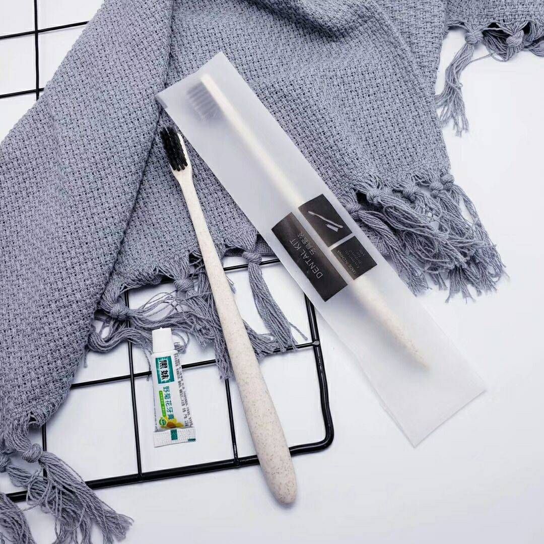 Biodegradable Toothbrush in Sachet for Hotel Room Using