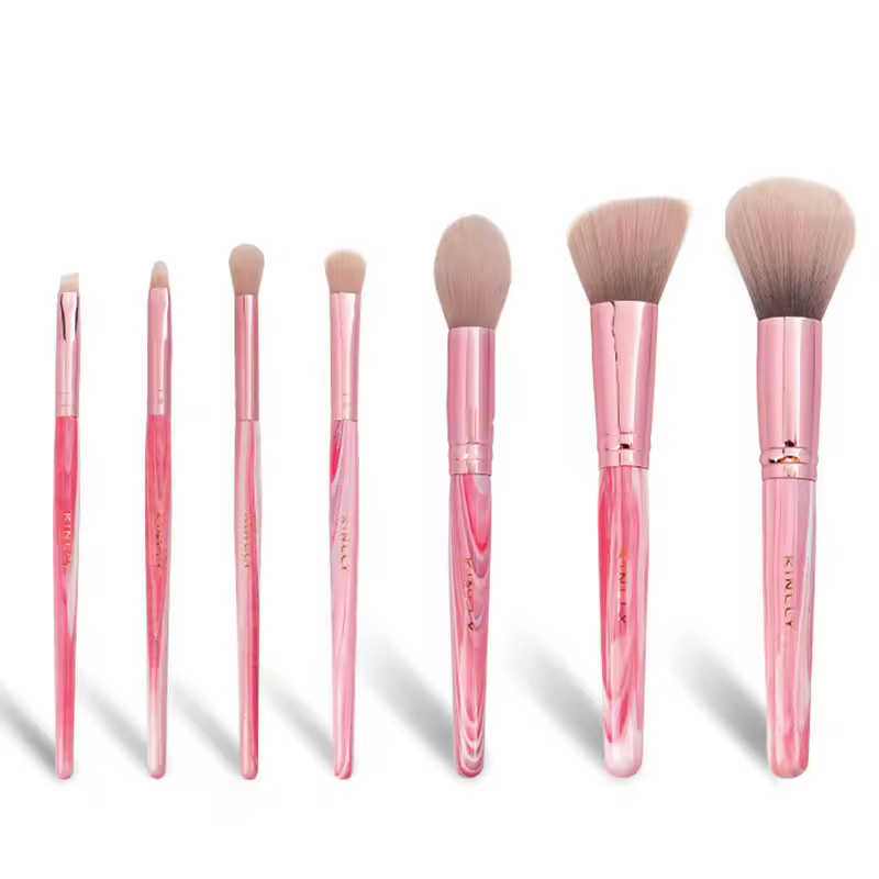 Latest Hot Sale Pink Beauty Tools Girl Brush Set Beginner Girl Heart Brush Set Powder Brush Makeup
