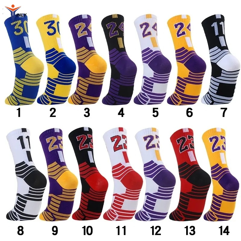 Breathable Non-Slip Striped Sports Crew Sock Men's Basketball Socks