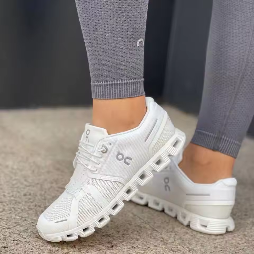 On Cloud 5 Hot Sale Breathable Walking Tennis Running Shoes On Cloud Women Casual Fashion Sneakers