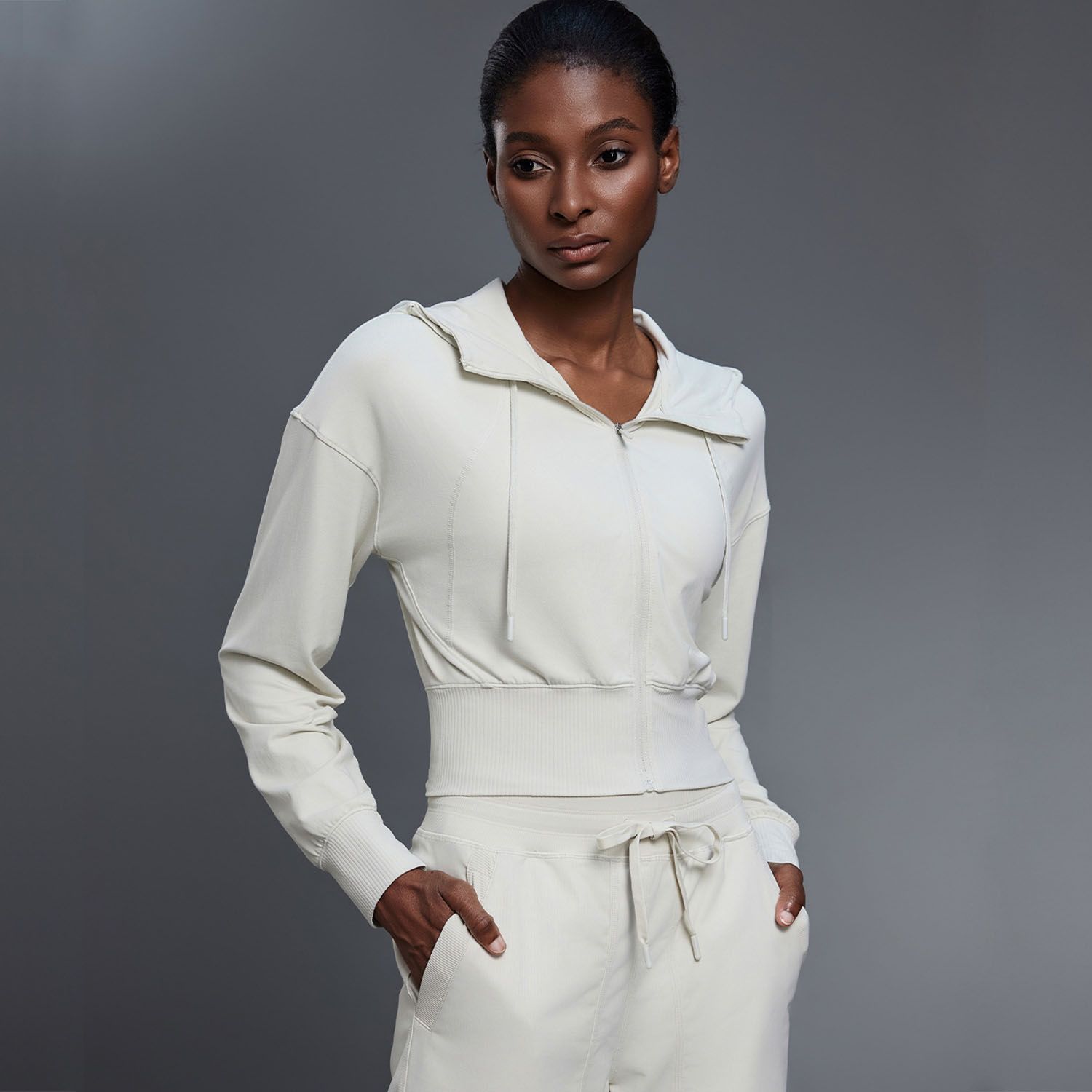 Qumor Women's Casual Long-Sleeved Sports Cardigan Quick Dry Thin Windproof Zipper Knitted for Autumn Outdoor Running Yoga