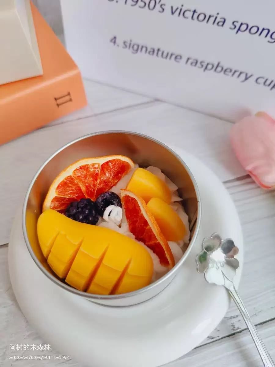 Wholesale Best Selling Scented Ice Cream Tin Candles Home Decoration New Candle Wax Aroma Weddings Christmas Halloween Easter