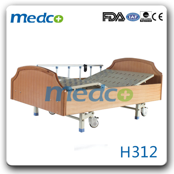 China Manufacturer Electric Backrest Remote Control Nursing Homecare Bed for Elder