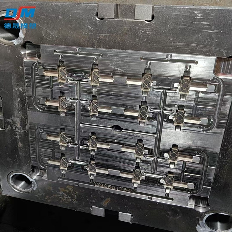 Customizable Multi-Cavity Electrical Housing Customer Injection Molding Socket Cover and Wall Panel Applications Switch Mold