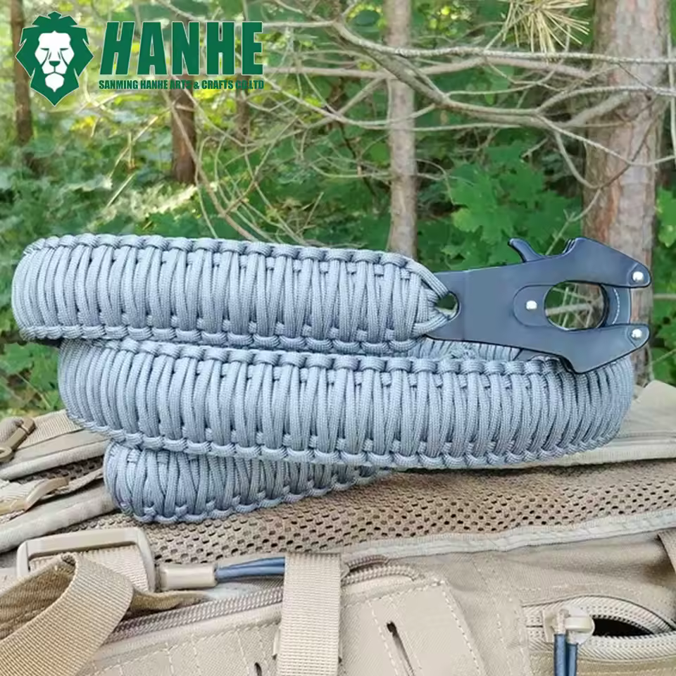 2025 2024 Hot Selling Solid Nylon Dog Collar Leash Braided Frog Clip Paracord Dog Lead For Traction Training Combat Swivel