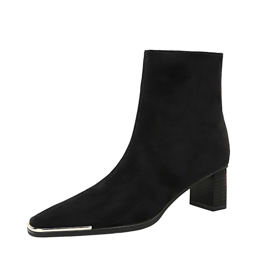 Winter Boots with Fashionable Flat-Head Electroplated Buttons, OEM Boot for Women Heels of Boots Lady Shoes