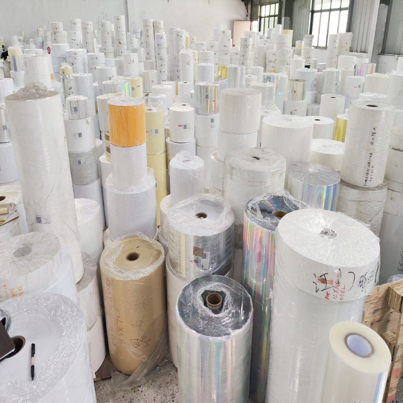 Manufacturers Direct Sales of Self-Adhesive Label Materials