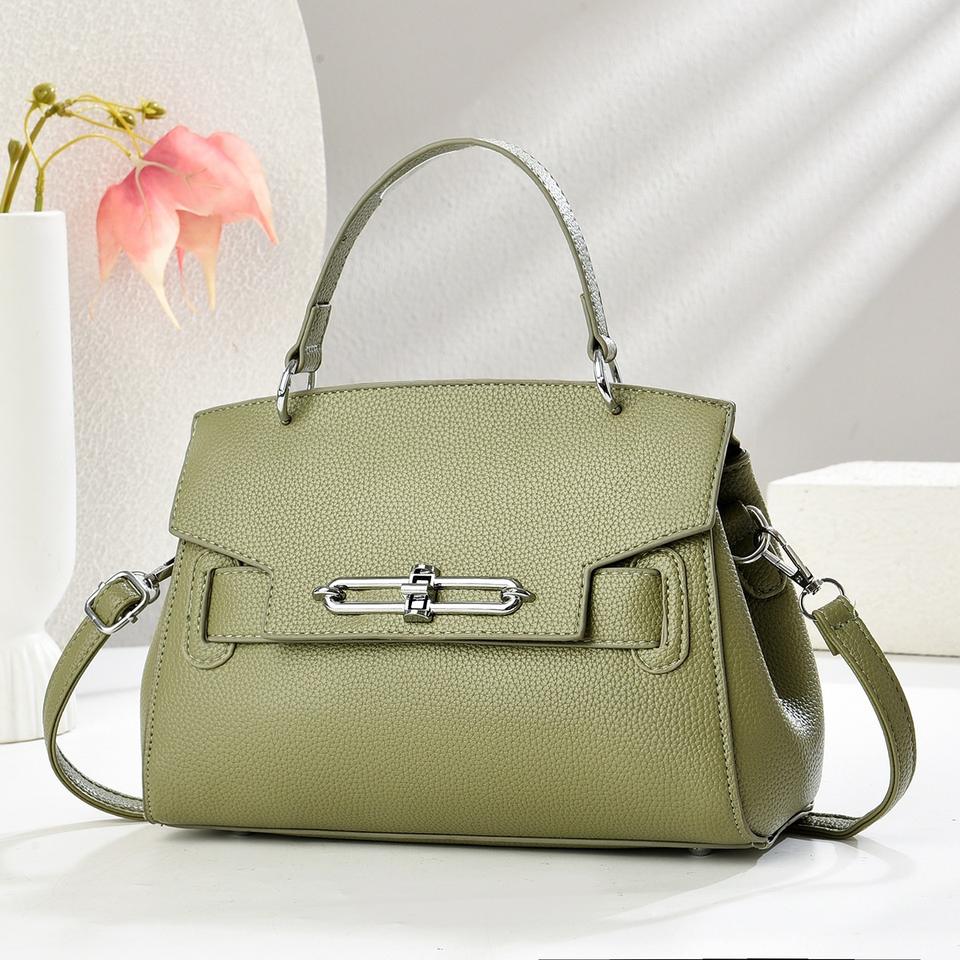 The 2025 New Fashion And Laid-back Style Large-capacity Crossbody Bag Is Simple,Versatile,Trendy,Lightweight Single-shoulder