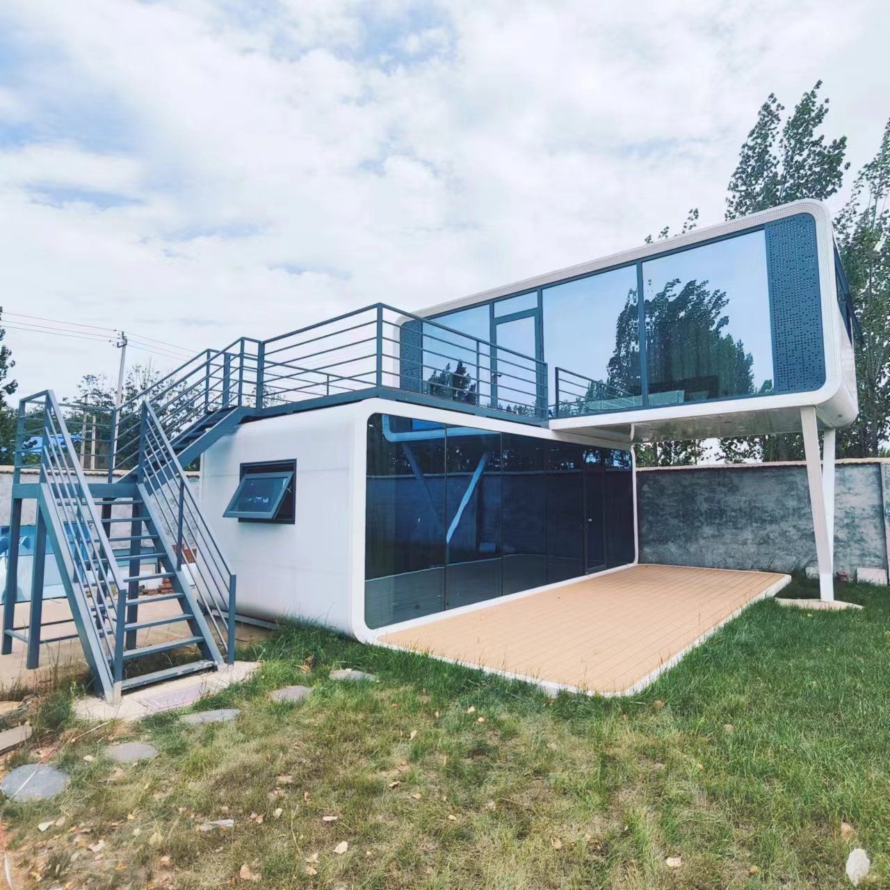 20FT Modular Tiny Homes Ready to Ship Cabin Container House Detachable Office